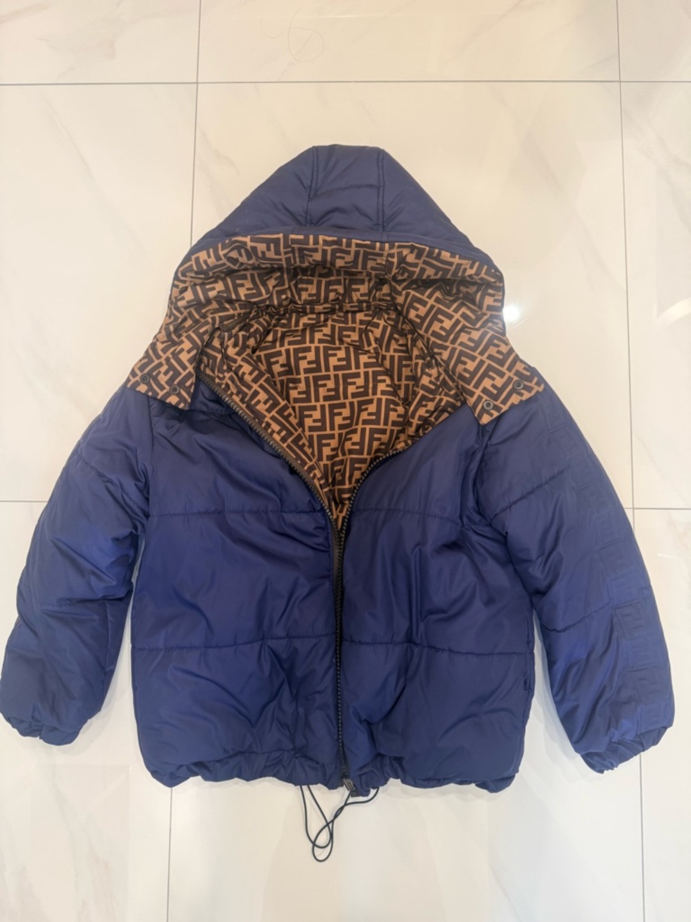 Fendi Navy Blue reversible oversized Puffer Jacket with Monogram Lining - 12A